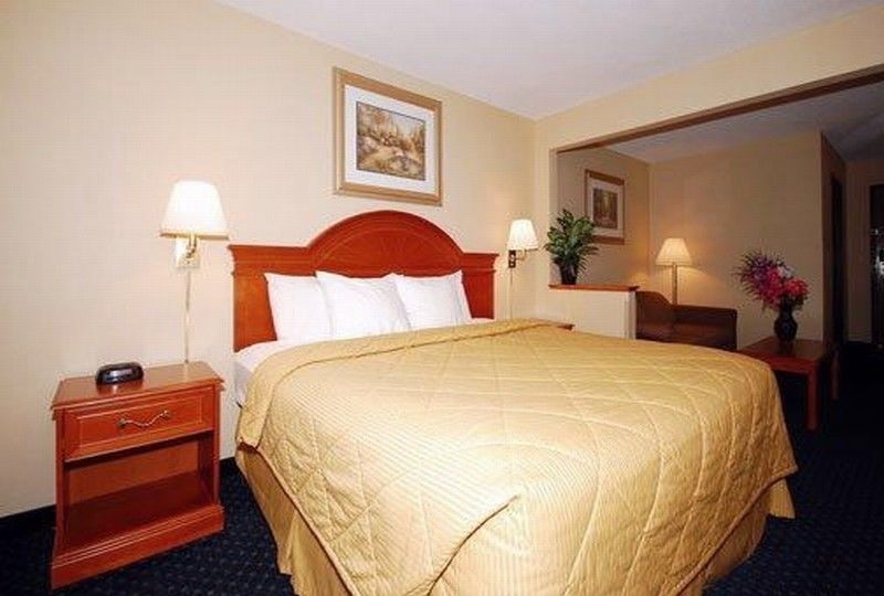 Quality Inn & Suites Lincoln Near I-55 Eksteriør bilde